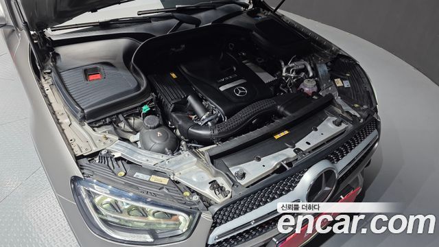 Mercedes-Benz GLC-Class GLC300e 4MATIC Coupe