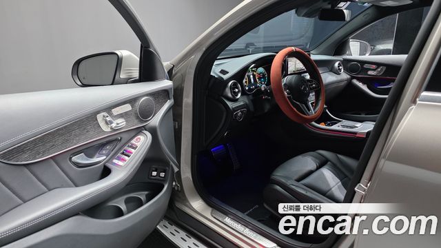 Mercedes-Benz GLC-Class GLC300e 4MATIC Coupe