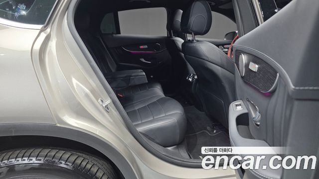 Mercedes-Benz GLC-Class GLC300e 4MATIC Coupe