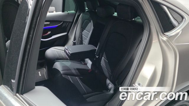 Mercedes-Benz GLC-Class GLC300e 4MATIC Coupe