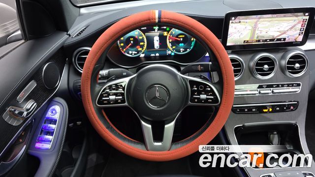Mercedes-Benz GLC-Class GLC300e 4MATIC Coupe