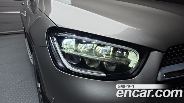 Mercedes-Benz GLC-Class GLC300e 4MATIC Coupe