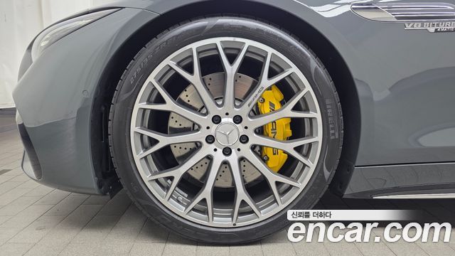 Mercedes-Benz SL-Class AMG SL63 4MATIC+ Manufaktur