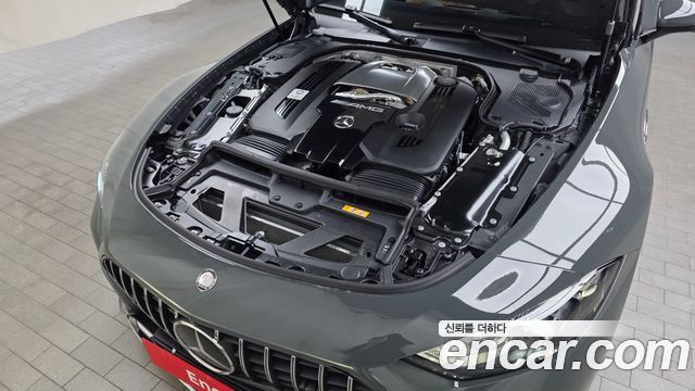 Mercedes-Benz SL-Class AMG SL63 4MATIC+ Manufaktur