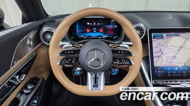 Mercedes-Benz SL-Class AMG SL63 4MATIC+ Manufaktur