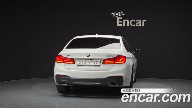 BMW 5-Series 520d xDrive M Sport Package Plus