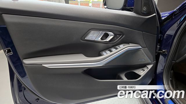 BMW 3-Series 320i M Sport