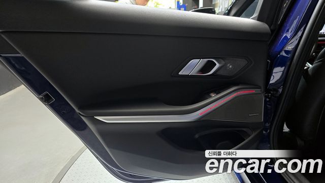BMW 3-Series 320i M Sport