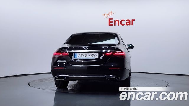 Mercedes-Benz E-Class E250 Avantgarde