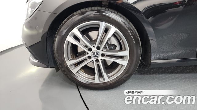 Mercedes-Benz E-Class E250 Avantgarde
