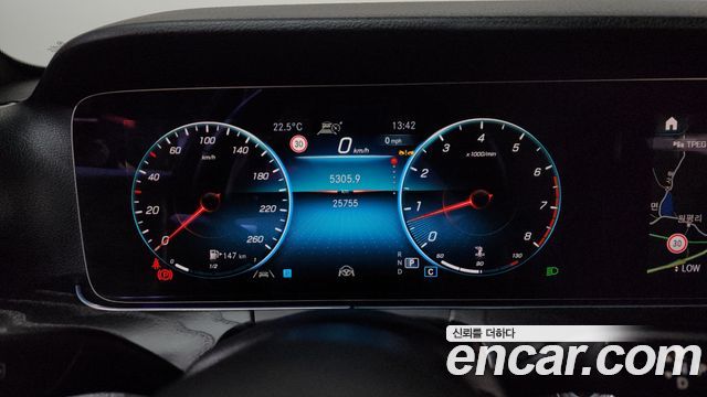 Mercedes-Benz E-Class E250 Avantgarde