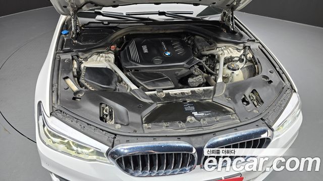 BMW 5-Series 520d Luxury Special Edition