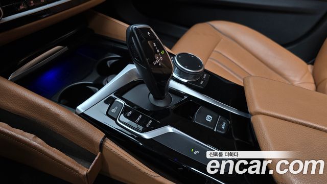 BMW 5-Series 520d Luxury Special Edition