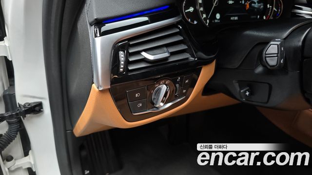BMW 5-Series 520d Luxury Special Edition