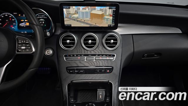 Mercedes-Benz C-Class C200 AMG Line