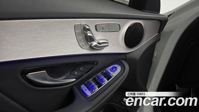 Mercedes-Benz C-Class C200 AMG Line