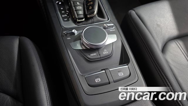 Audi Q2 35 TDI Premium