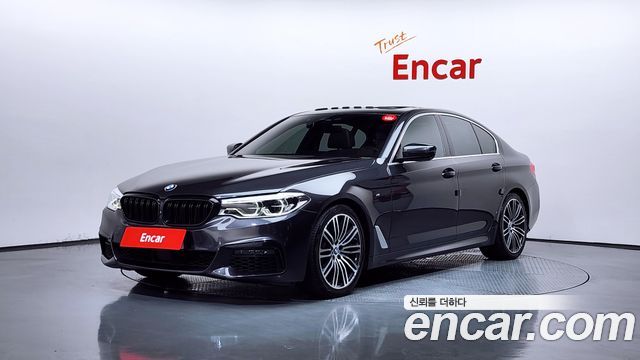 BMW 5-Series 530i xDrive M Sport Package Plus