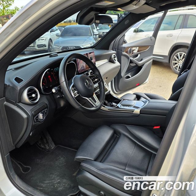 Mercedes-Benz GLC-Class GLC300 4MATIC