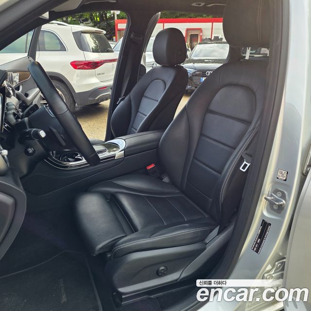 Mercedes-Benz GLC-Class GLC300 4MATIC