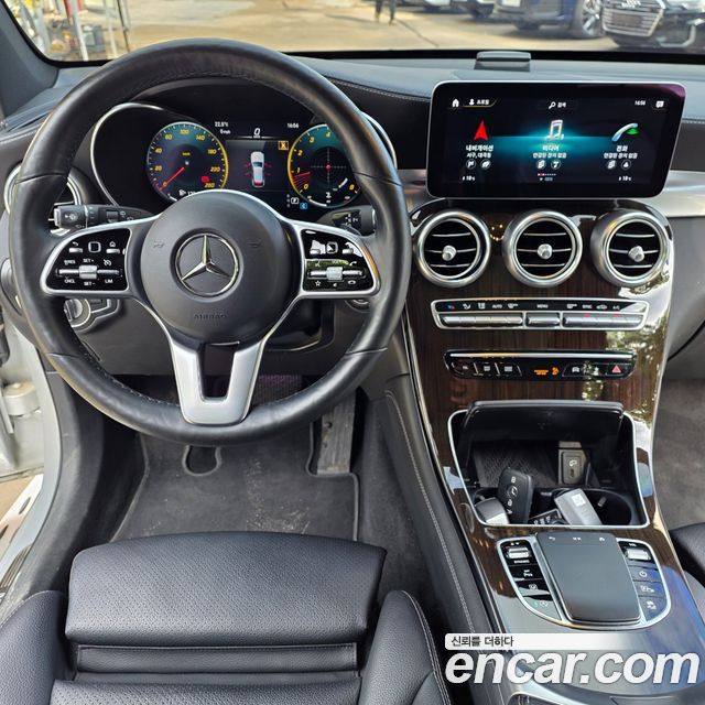 Mercedes-Benz GLC-Class GLC300 4MATIC