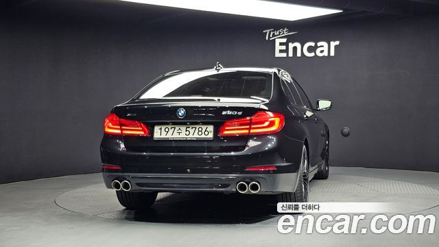 BMW 5-Series 520d xDrive Luxury Plus