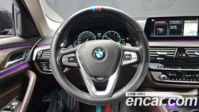 BMW 5-Series 520d xDrive Luxury Plus