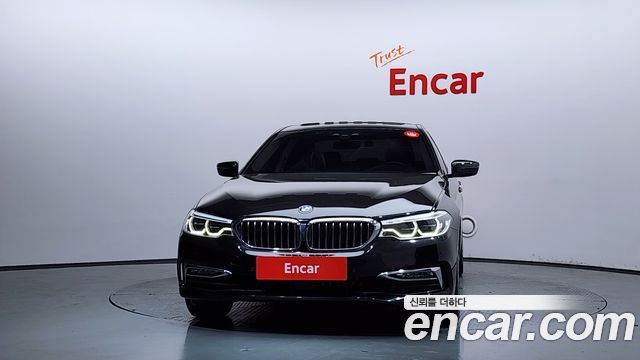 BMW 5-Series 530i xDrive Luxury Plus
