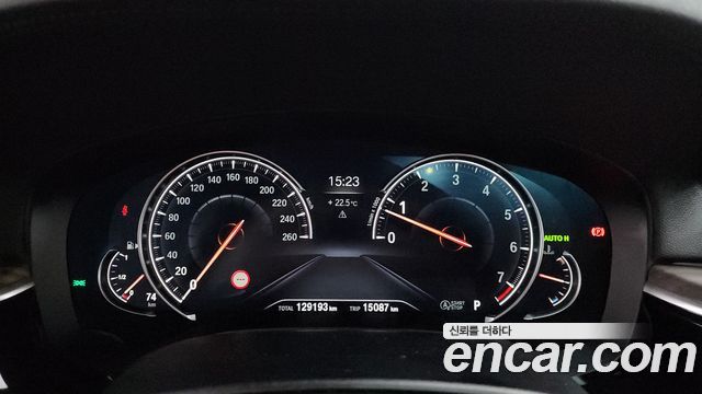 BMW 5-Series 530i xDrive Luxury Plus