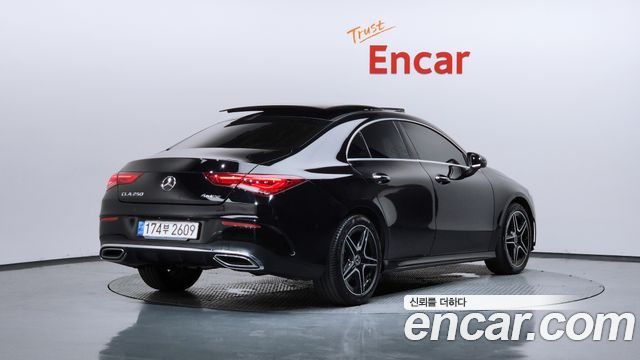 Mercedes-Benz CLA-Class CLA250 4MATIC