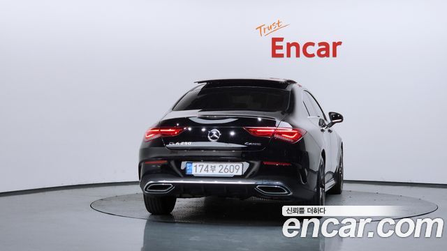 Mercedes-Benz CLA-Class CLA250 4MATIC
