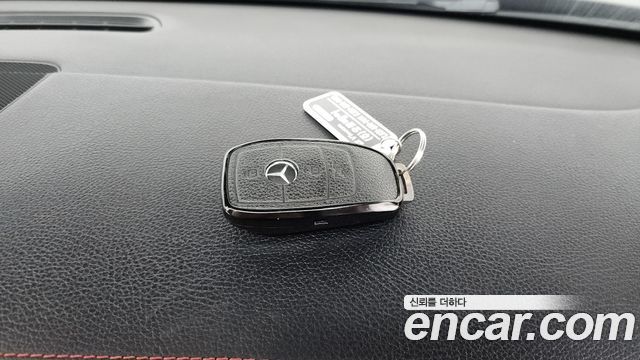 Mercedes-Benz CLA-Class CLA250 4MATIC