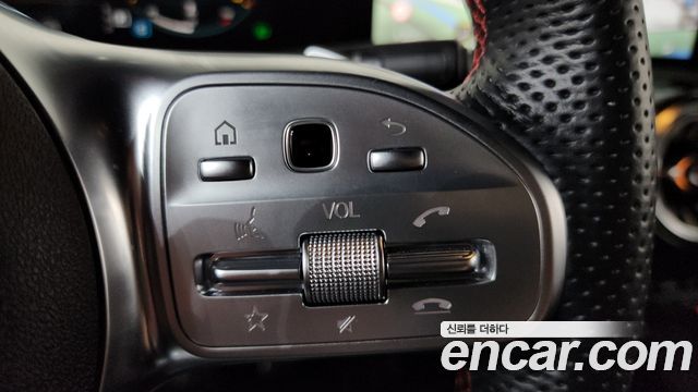 Mercedes-Benz CLA-Class CLA250 4MATIC