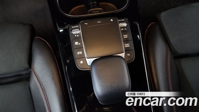Mercedes-Benz CLA-Class CLA250 4MATIC