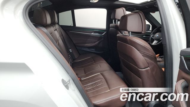 BMW 5-Series 523d M Sport