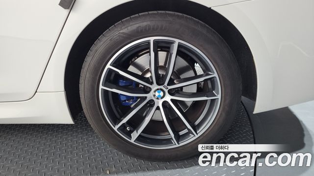 BMW 5-Series 523d M Sport