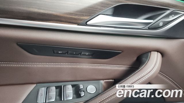 BMW 5-Series 523d M Sport