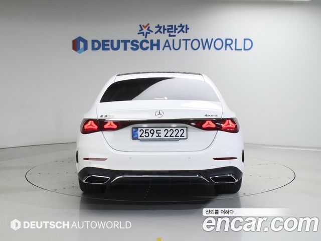 Mercedes-Benz E-Class E300 4MATIC AMG Line