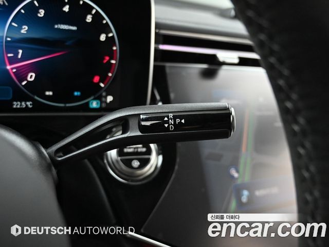 Mercedes-Benz E-Class E300 4MATIC AMG Line