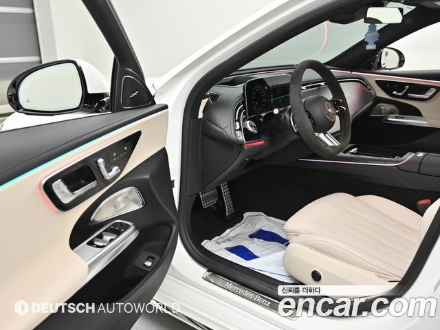 Mercedes-Benz E-Class E300 4MATIC AMG Line