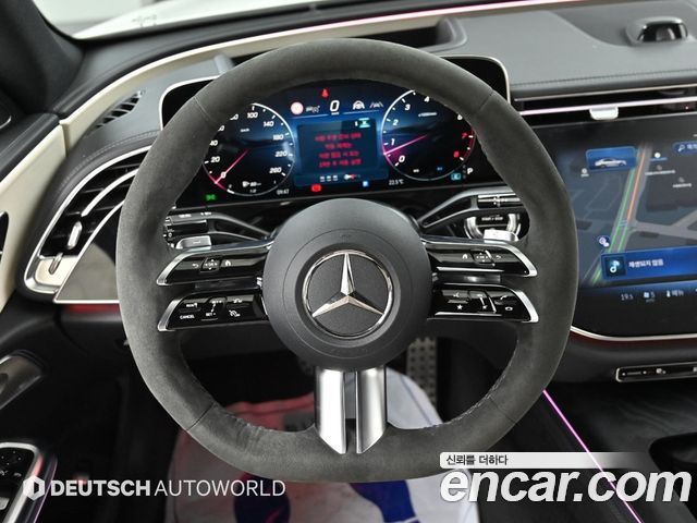 Mercedes-Benz E-Class E300 4MATIC AMG Line