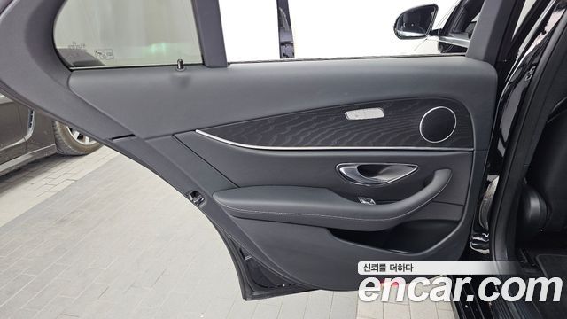 Mercedes-Benz E-Class E250 Avantgarde