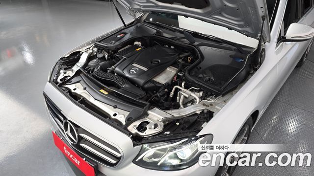 Mercedes-Benz E-Class E250 Avantgarde