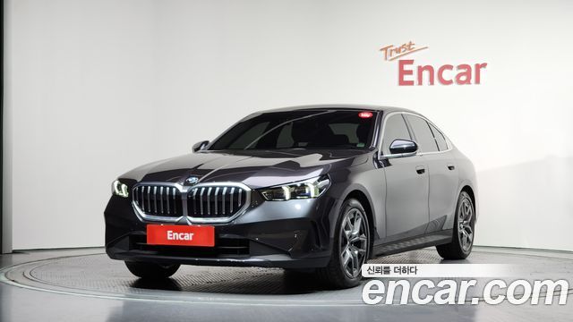 BMW 5-Series 520i