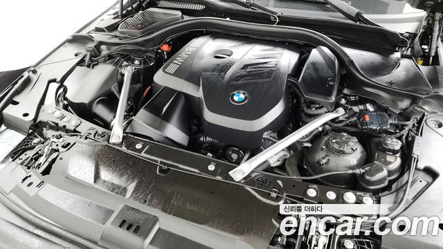 BMW 5-Series 520i