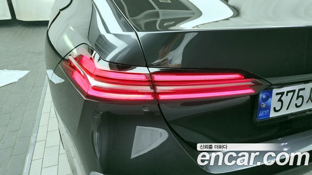BMW 5-Series 520i