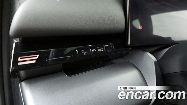 BMW 5-Series 520i