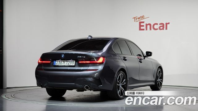 BMW 3-Series 320e M Sports