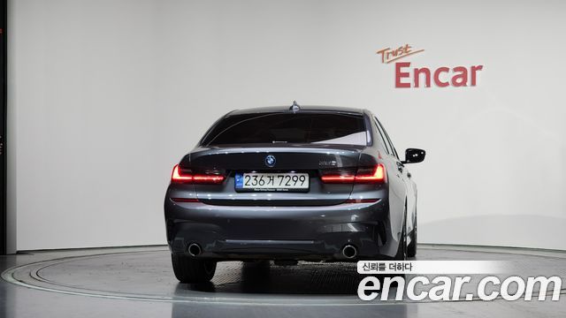 BMW 3-Series 320e M Sports