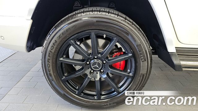 Mercedes-Benz G-Class AMG G63